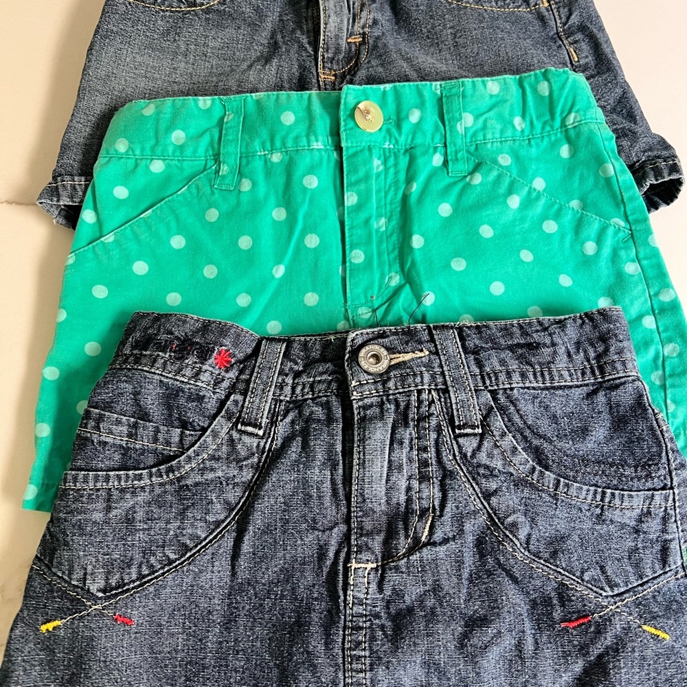2 pcs short and a denim skirt